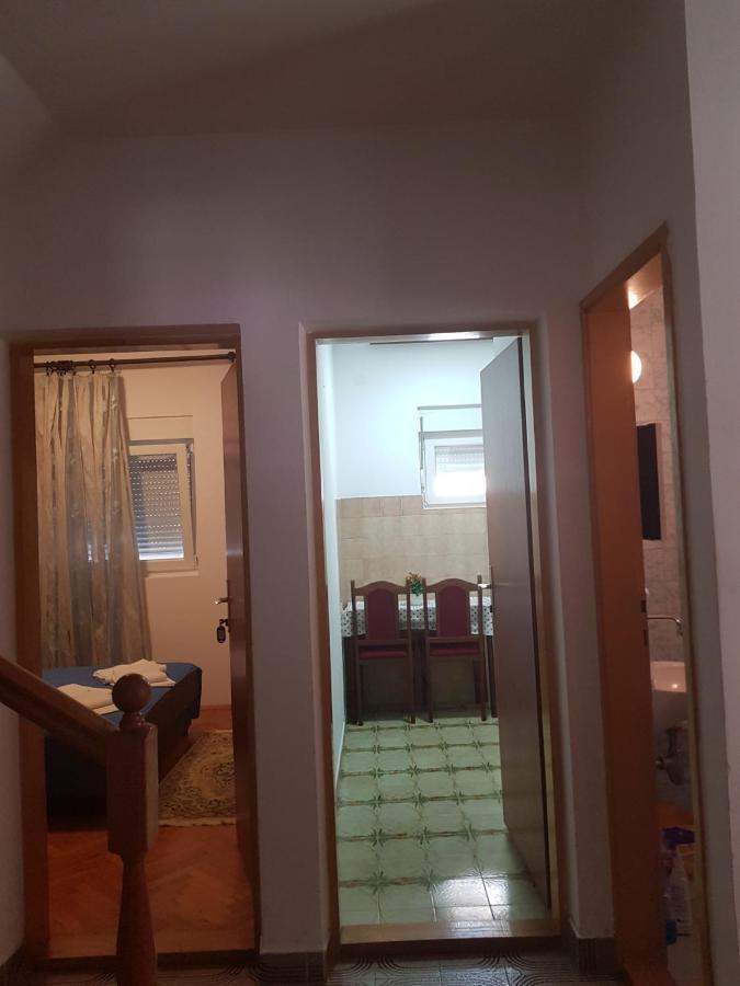 Sobe I Apartmani Marovic Petrovac Exterior photo