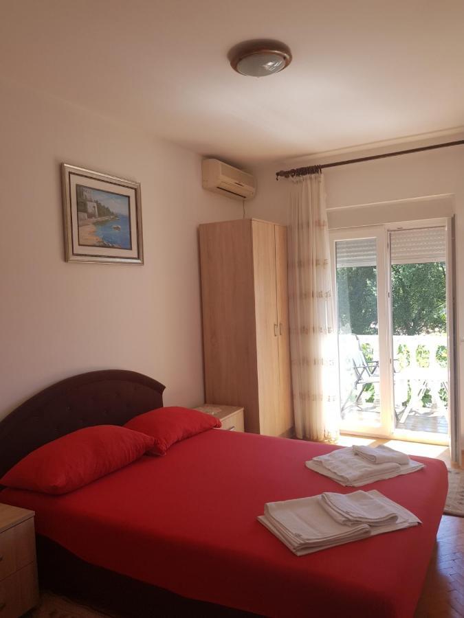 Sobe I Apartmani Marovic Petrovac Exterior photo