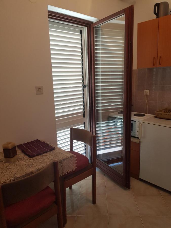 Sobe I Apartmani Marovic Petrovac Exterior photo