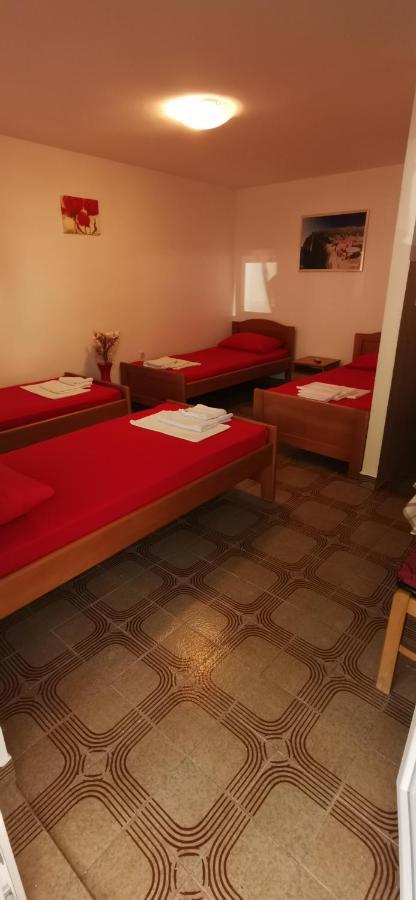 Sobe I Apartmani Marovic Petrovac Exterior photo