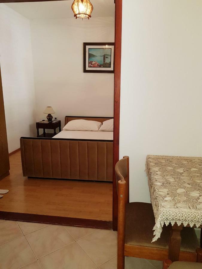 Sobe I Apartmani Marovic Petrovac Exterior photo